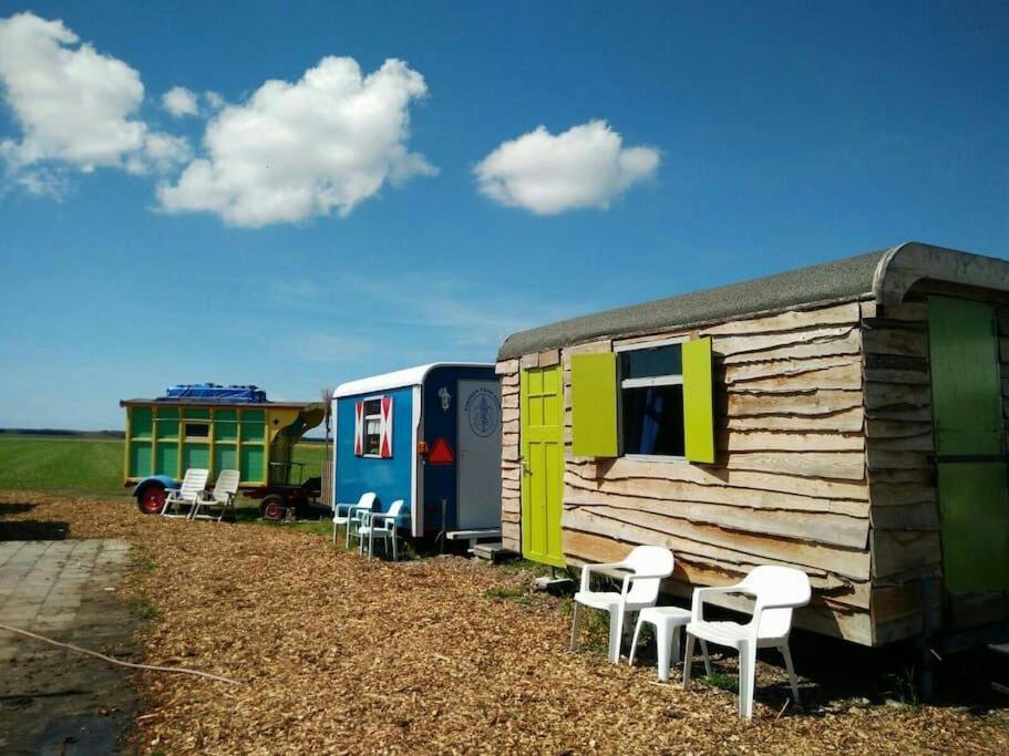 B&B Boerderij Rust, In Pipowagens! Den Helder Exteriör bild